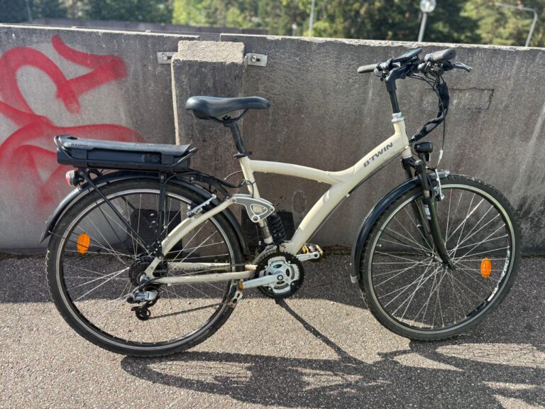 Btwin ljusgul