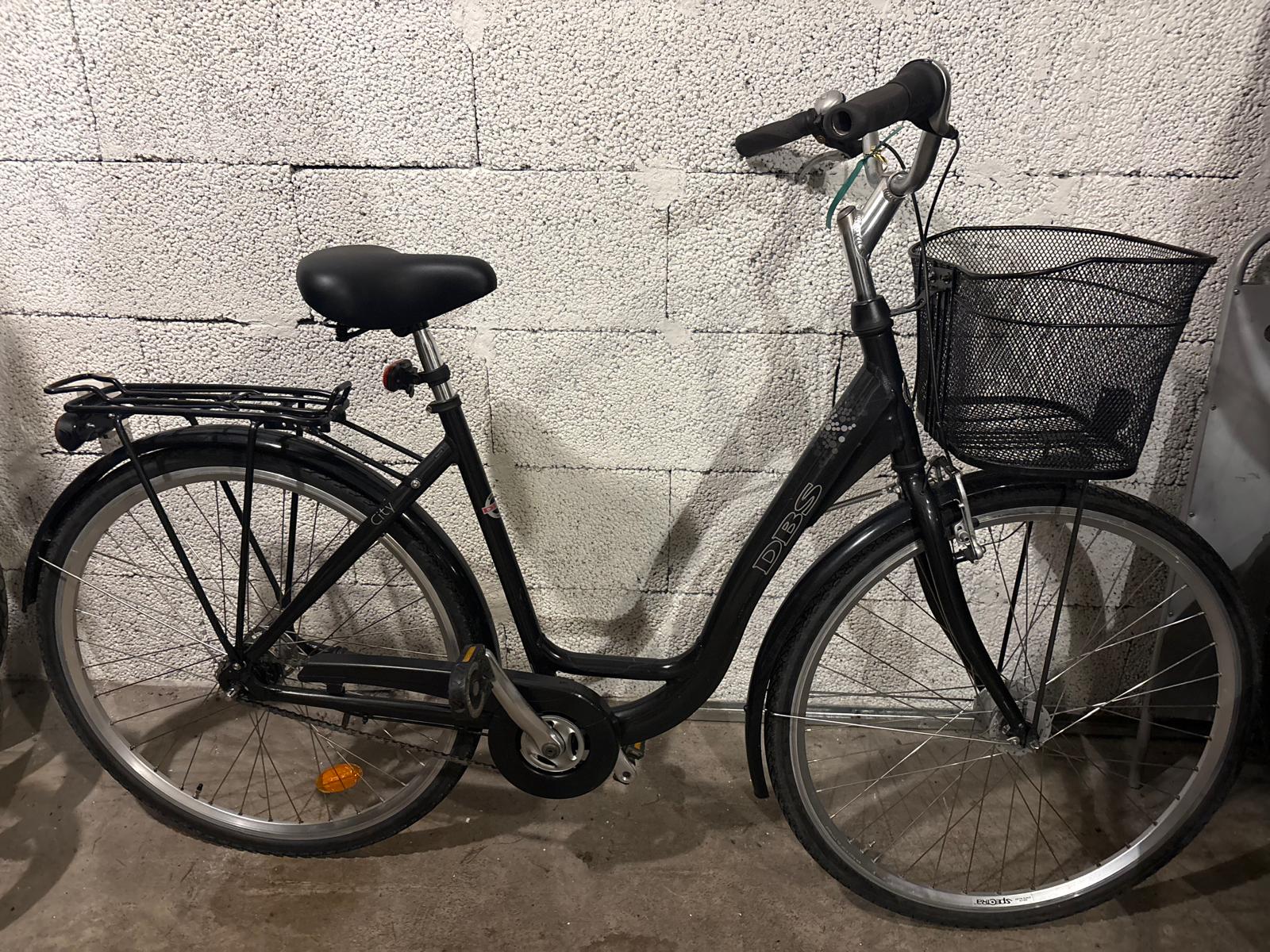 DBS Svart 28" 7v